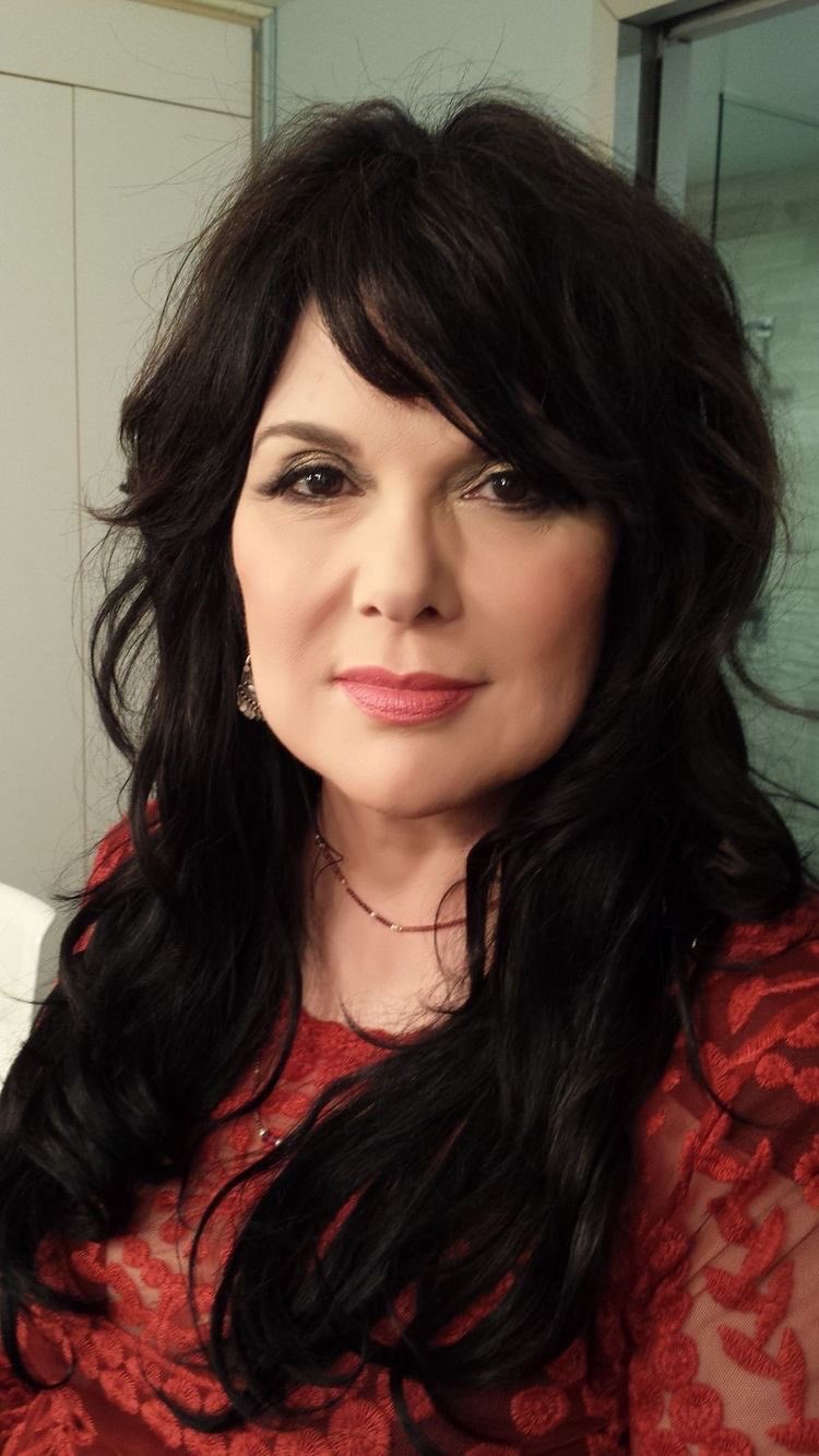 Ann Wilson cumple 70 años hoy, el mismo día que cumpleaños tú!!! Happy Birthday!!!   