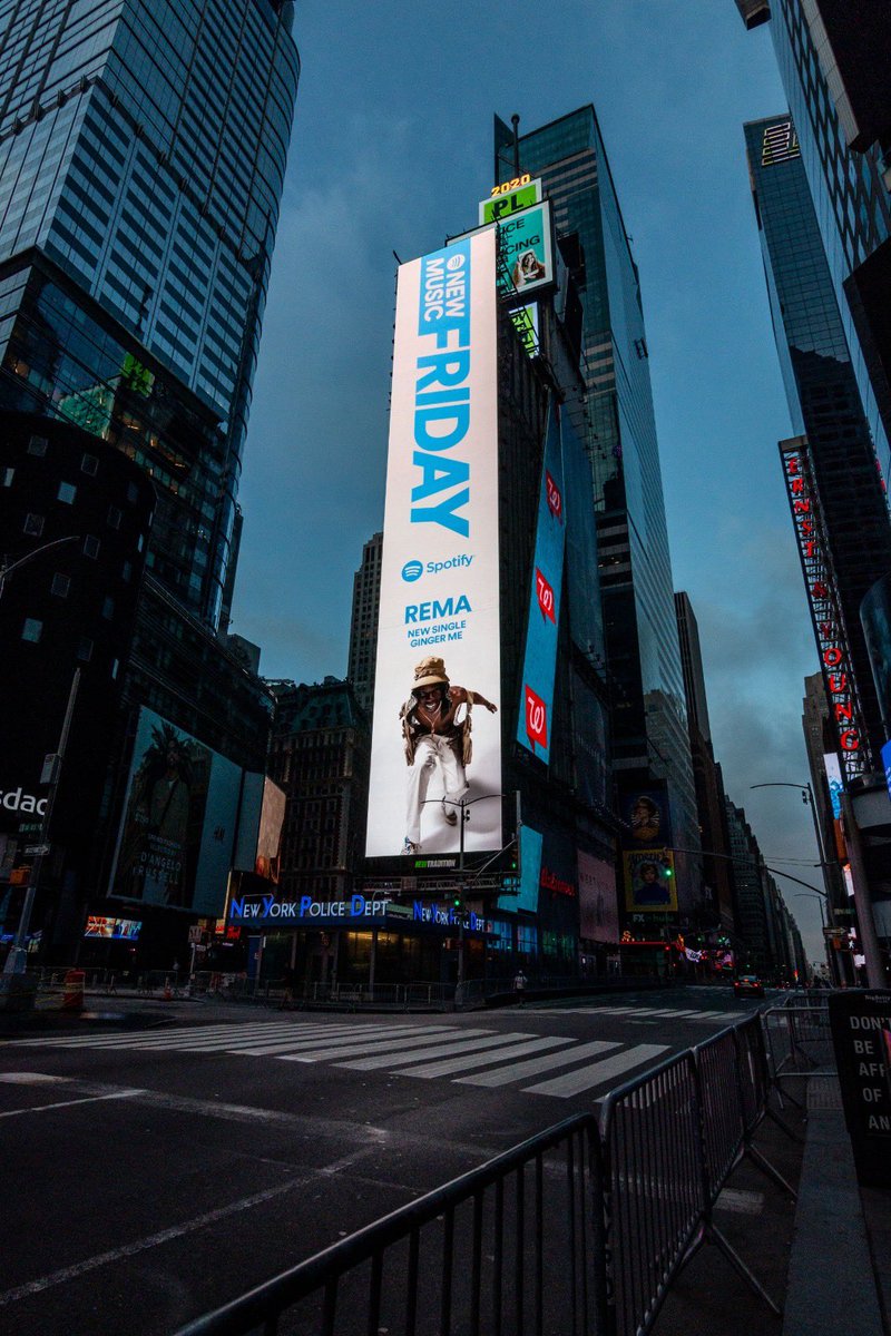 heisrema's tweet image. Omg I’m about to cry @Spotify put me on a billboard on Timesquare New York, thank you so much family! 🥺❤️