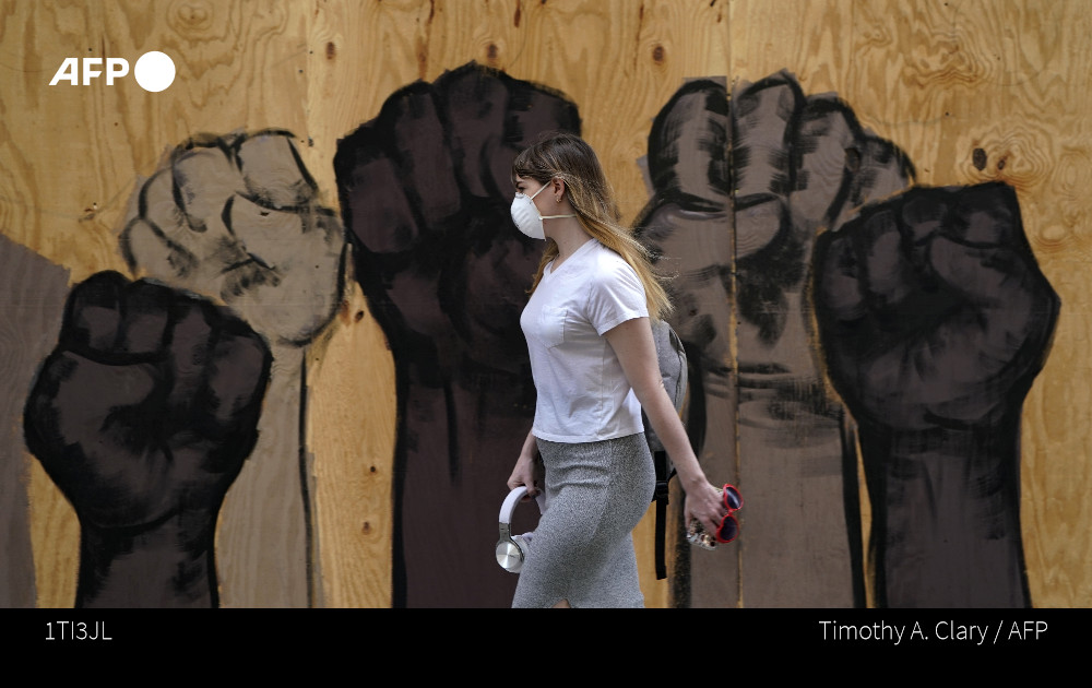 AFP's tweet image. #BREAKING European Union parliament declares 'Black Lives Matter'