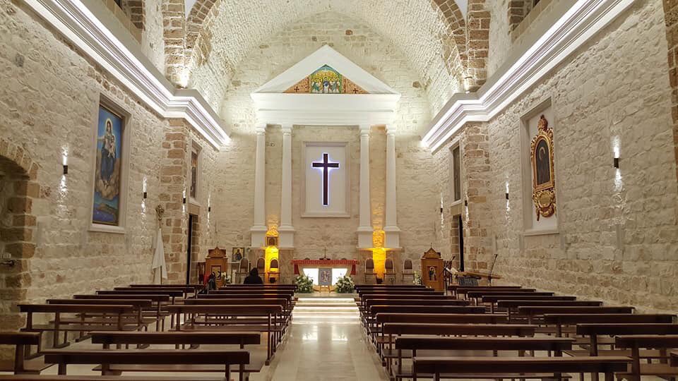 Presence of Maronites in Haifa date back to the 1600s after the majority of them moving from Lebanon.The current maronite church in Haifa dates back to 1890, and it is the Maronite Patriarchate of the holy land, named after St. Louis.