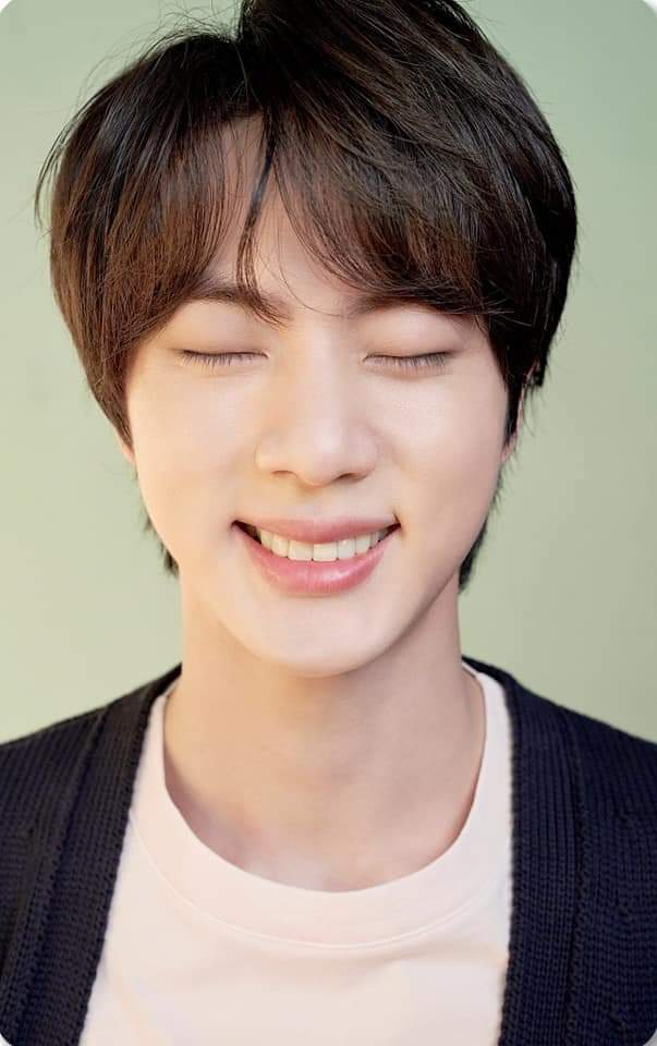 minyong1204's tweet photo. #PerfectFaceJin
@BTS_twt
Congratulations Jin https://t.co/wfHKGmPyGi