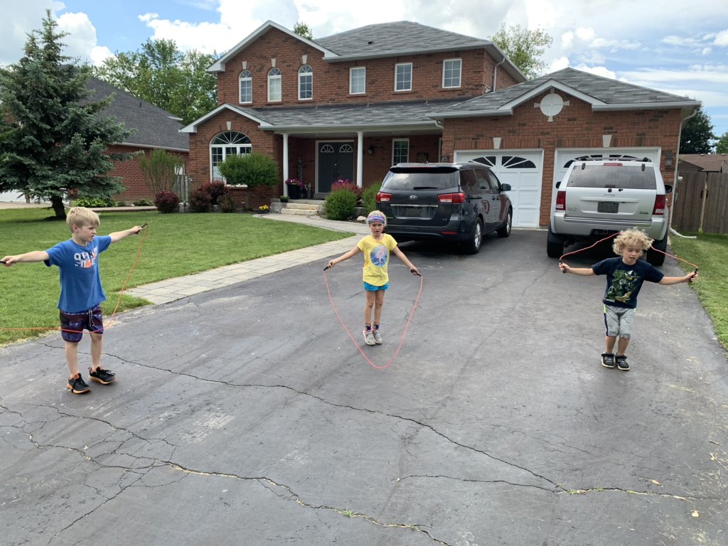 MarliseAmadio's tweet photo. The Amadio family is participating in Jump Rope for Heart today! ❤️@Tec_Beeton_ES @boyne_river #tecbeetonjumps #virtualjump https://t.co/jVXgXVrIux