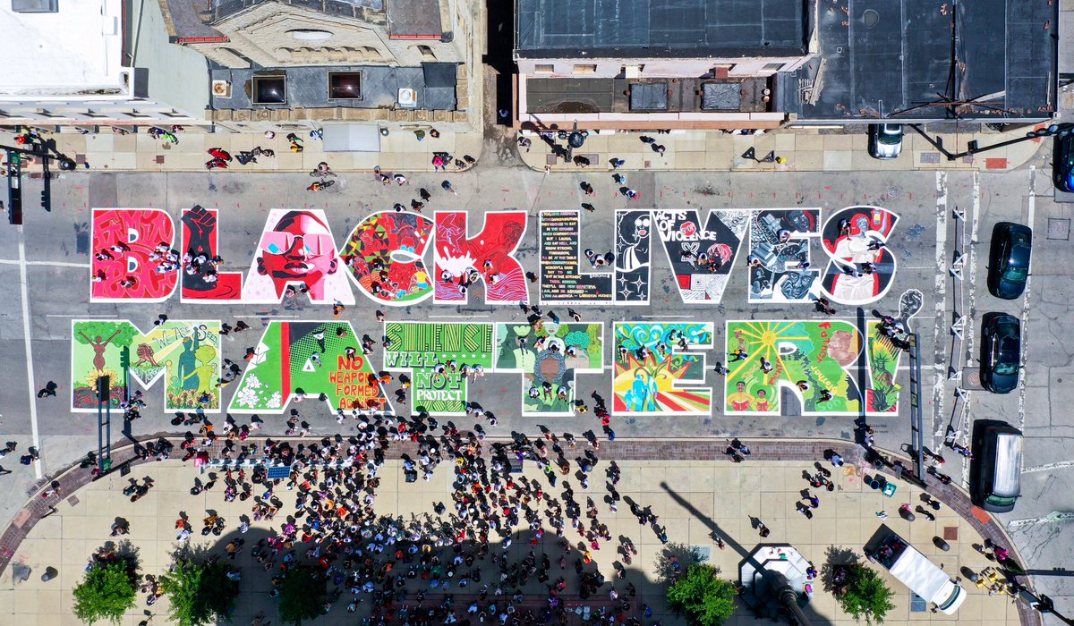 City Of Cincinnati On Twitter A Photo Of The New Black Lives Matter Mural Outside City Hall It Was Designed And Painted By Teams Of Talented Artists The Work Is Presented By