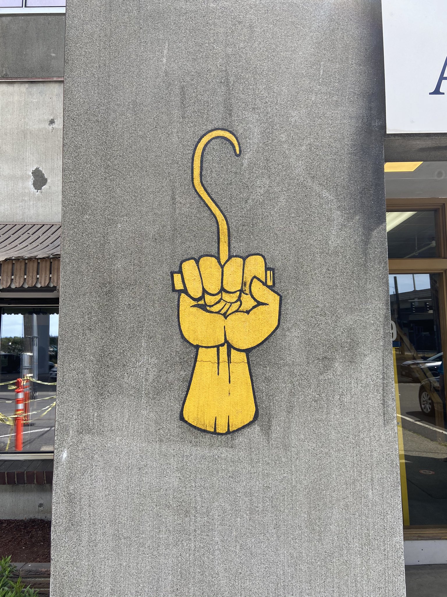 Rep Kirsten Harris-Talley on X: Downright badass art on the ILWU 19  building. During the Port shutdown rally, the Local President said, “The  hooks are down today!” Nothing in or out of