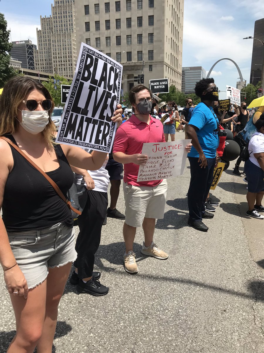 ladonnadthatsme's tweet photo. Marching wit my peeps...for my peeps and that shit ainโt gone neva change!โค๏ธ๐ค๐โ๐พโ๐พโ๐พ
#JUNETEENTH2020
#actionstlouis
#marchforjustice
#ladonnadthatsme
#BlackLivesMatter
@iKaylaReed @bdoulaoblongata https://t.co/11XUPX7fph