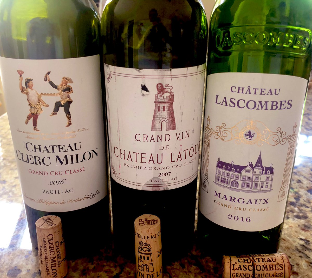 shailen1880's tweet photo. Goo..od day, interesting 2016 @Lascombes_#margaux with @Pauillac #chateauLatour 2007 & #clercmilon 2016, #Bordeaux https://t.co/L3yzC295ND