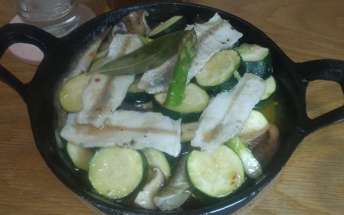 ぷに助 晩ごはん 川魚のアヒージョ 自分で釣って食べるスタイル オイカワ クチボソ カジカ カマツカ カワムツ ニゴイをが入っています おうちごはん 酒の肴 アヒージョ 料理を楽しむ 川魚料理 ぷに助 晩ごはん 川魚のアヒージョ 自分で釣って食べるスタイル オイカワ クチボソ カジカ カマツカ カワムツ ニゴイをが入っています おうちごはん 酒の肴 アヒージョ 料理を楽しむ 川魚料理