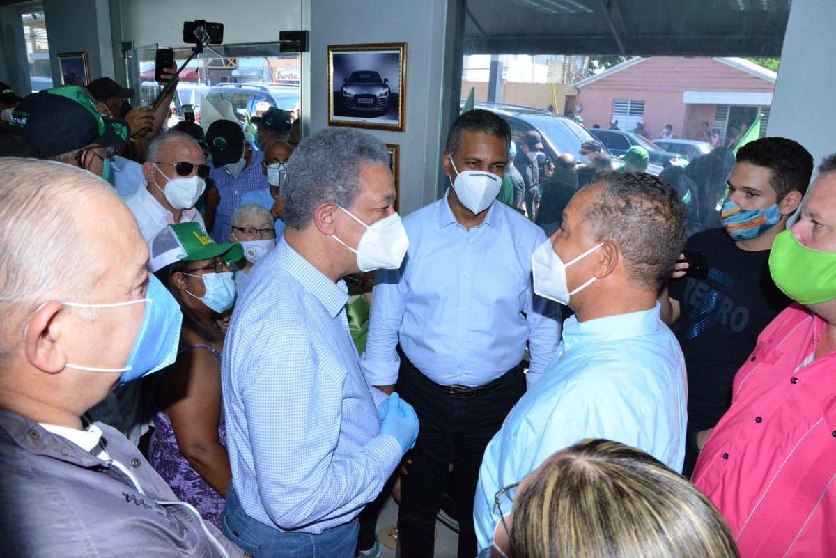 Leonel Fernández tweet media