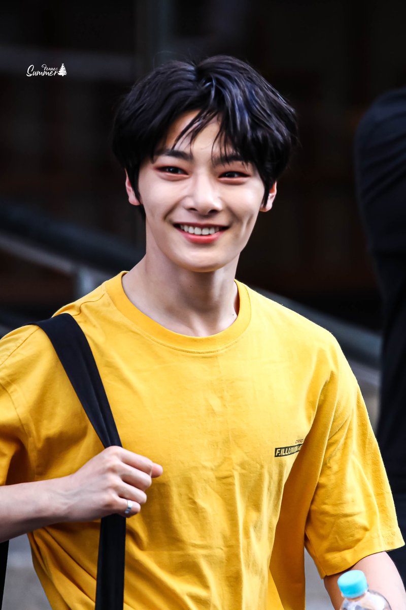 summer_fennec's tweet photo. 200619 

시간이 멈춘 듯 그대와 함께 사랑하고 원했죠🐣

#양정인 #Jeongin #정인 
#IN #아이엔 
#StrayKids   #스트레이키즈 https://t.co/XH8KgrIfOf