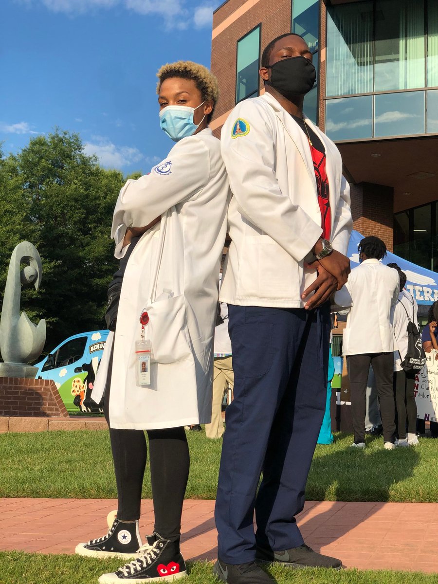 My life should matter, whether or not I have a white coat, because Black Lives Matter.....
#BlackLivesMatter 
#whitecoatsforblacklives