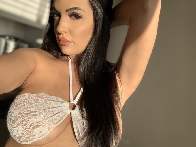 Golden hour 🌞 https://t.co/QzwkG4j8PD