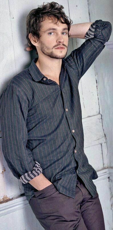 Happy birthday Hugh Dancy  