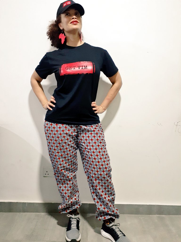 MsWrightSays's tweet photo. #HappyJuneteenth
#NotYetFree
#GetVIM
#GetConfident
#GetMotivated
#GetFree
#Ghana
Pants by @samdavid_k_d_v https://t.co/0ZzlTZLNRz