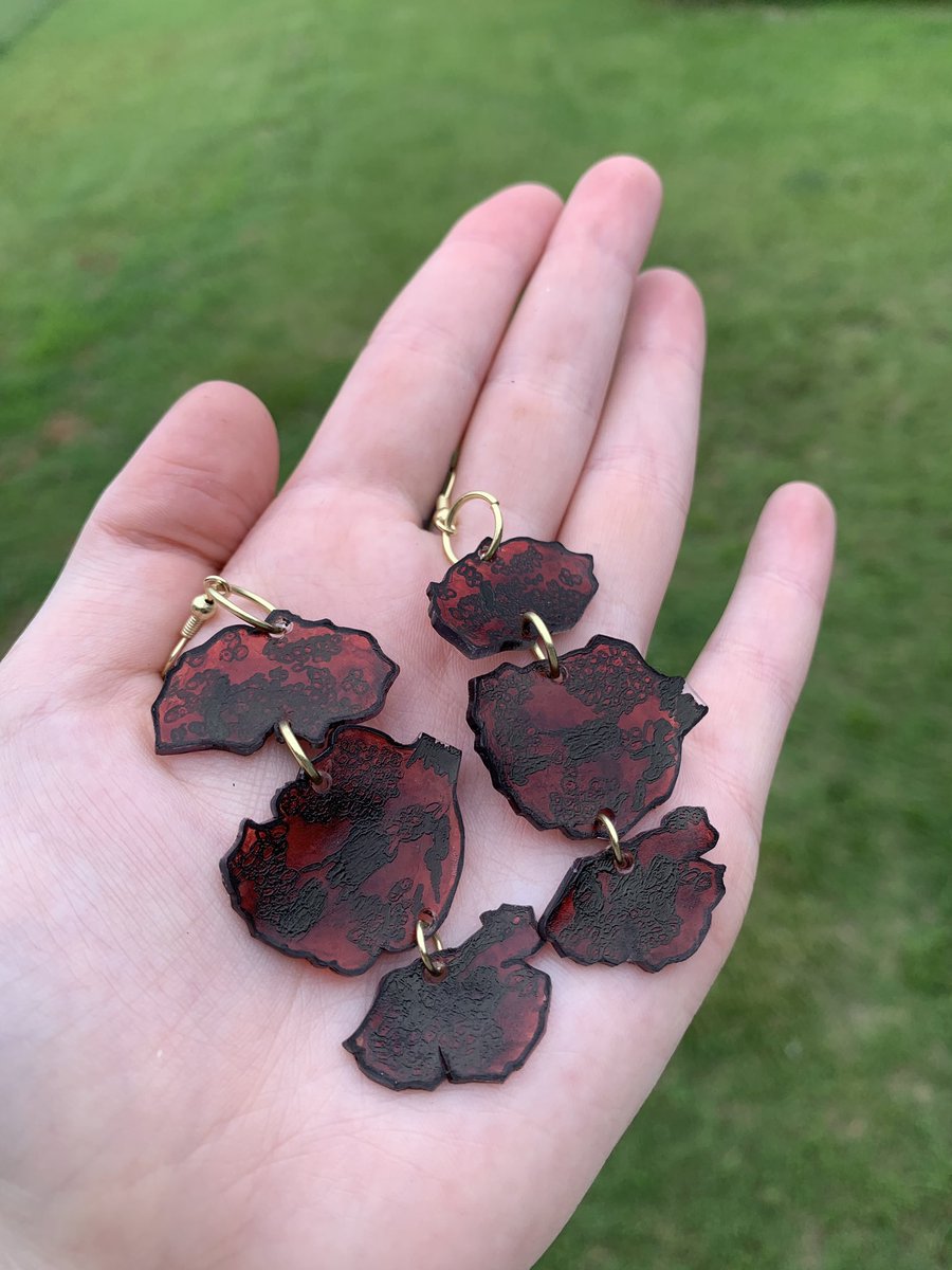 tirednangry's tweet photo. update sneak peek 2.0 since twitter destroyed the quality the first time - pomegranate dreams ☄️ - update 6/24! https://t.co/UgokxzV6sj