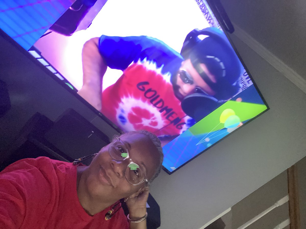 MeishaPorter's tweet image. So excited to be at the Bronx Virtual Prom...thanks to all who made this happen......@BronxnetTV @BronxEdulution @bronxfsc @TorresRealTalk #WindowsofHipHop #BronxStrong