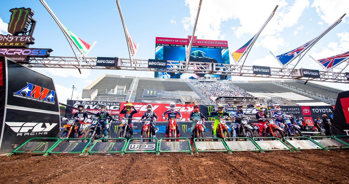 MotocrossNews's tweet photo. Racerhead #25 https://t.co/30fcLveGov https://t.co/bUv9Ry2FEw