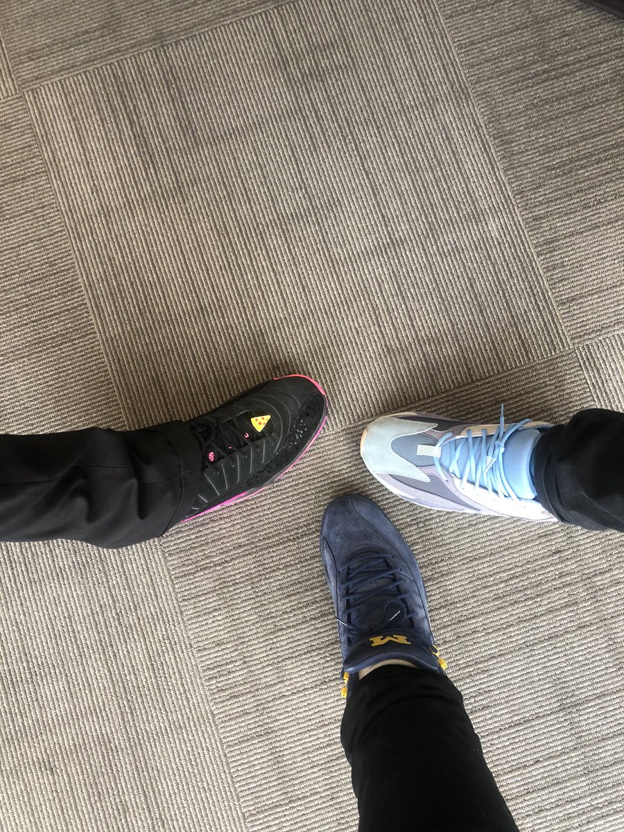 RunItUpRandin's tweet photo. I changed my kicks after getting another PPV! #KAMOKicks with the bosses! @DNolanLS @Woody0709 #Landsharks 🦈 https://t.co/XagJ89EgzY