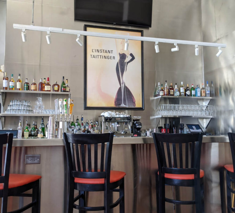 _TravelTop2's tweet photo. If you're hungry and happen to be passing thru Clifton, Texas, stop in at Olaf's Restaurant And Bar for some takeout:

121 N Avenue D, Clifton, TX 76634 

Find more to do while you're there on https://t.co/Jm2ULnVjs0 #smalltown #food #takeout #texas #hungry https://t.co/UtEEIMeofq