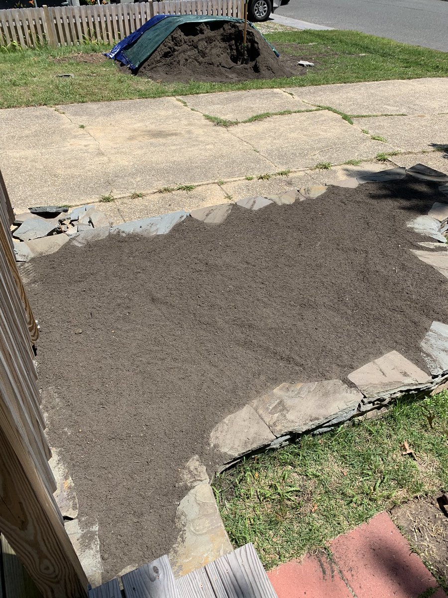 pK_solo1's tweet photo. All beds are filled........ canโt believe it. Next up is the trellis but going to take a little break. Going to drop back and do some maintenance stuff & wait for the flowers to bloom. Then I can dig them up & move them. One step, two steps... ๐๐๐ #garden #garden2020 #drystack https://t.co/tQCCfbG8WO