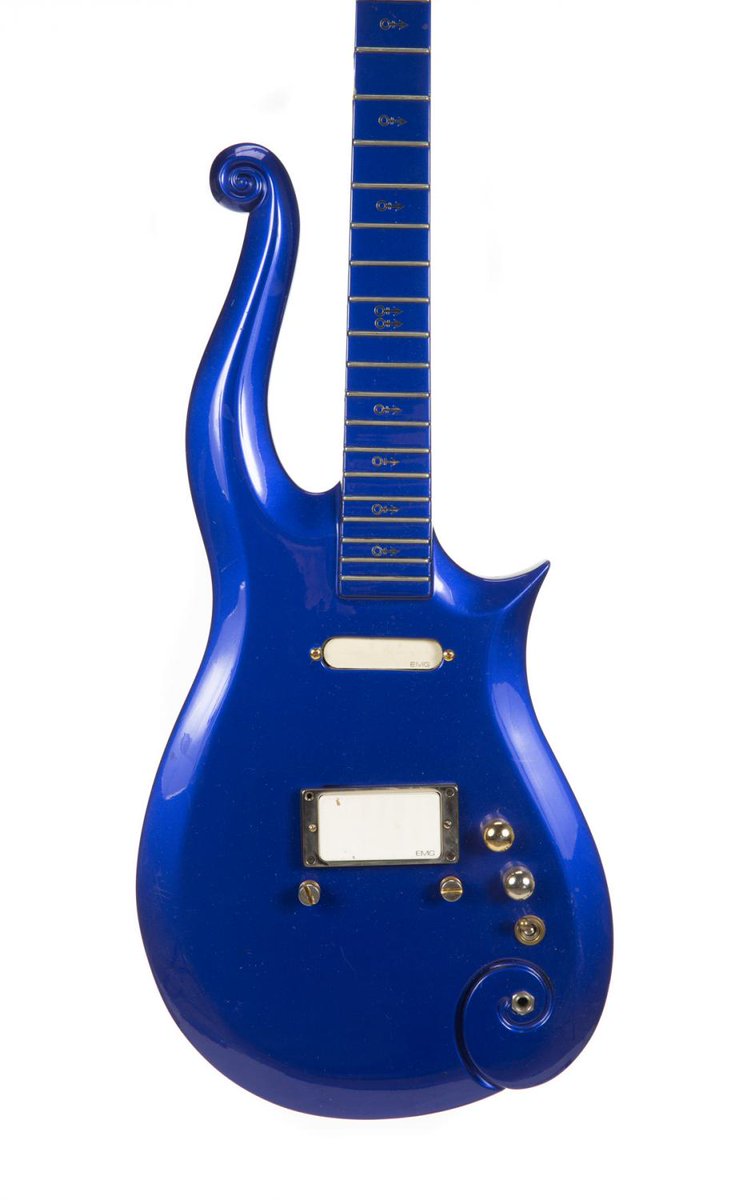 JuliensAuctions's tweet photo. SOLD for $563,500! Prince's owned and played original Cloud 2 "Blue Angel" guitar and roadcase!
Sold in our “Music Icons” auction taking place Friday and Saturday in Beverly Hills and live at https://t.co/TiME89uOXn!
#Auction #JuliensAuctions #Prince #BlueAngle #Cloud2 #Guitar https://t.co/IUUKLF9Afj