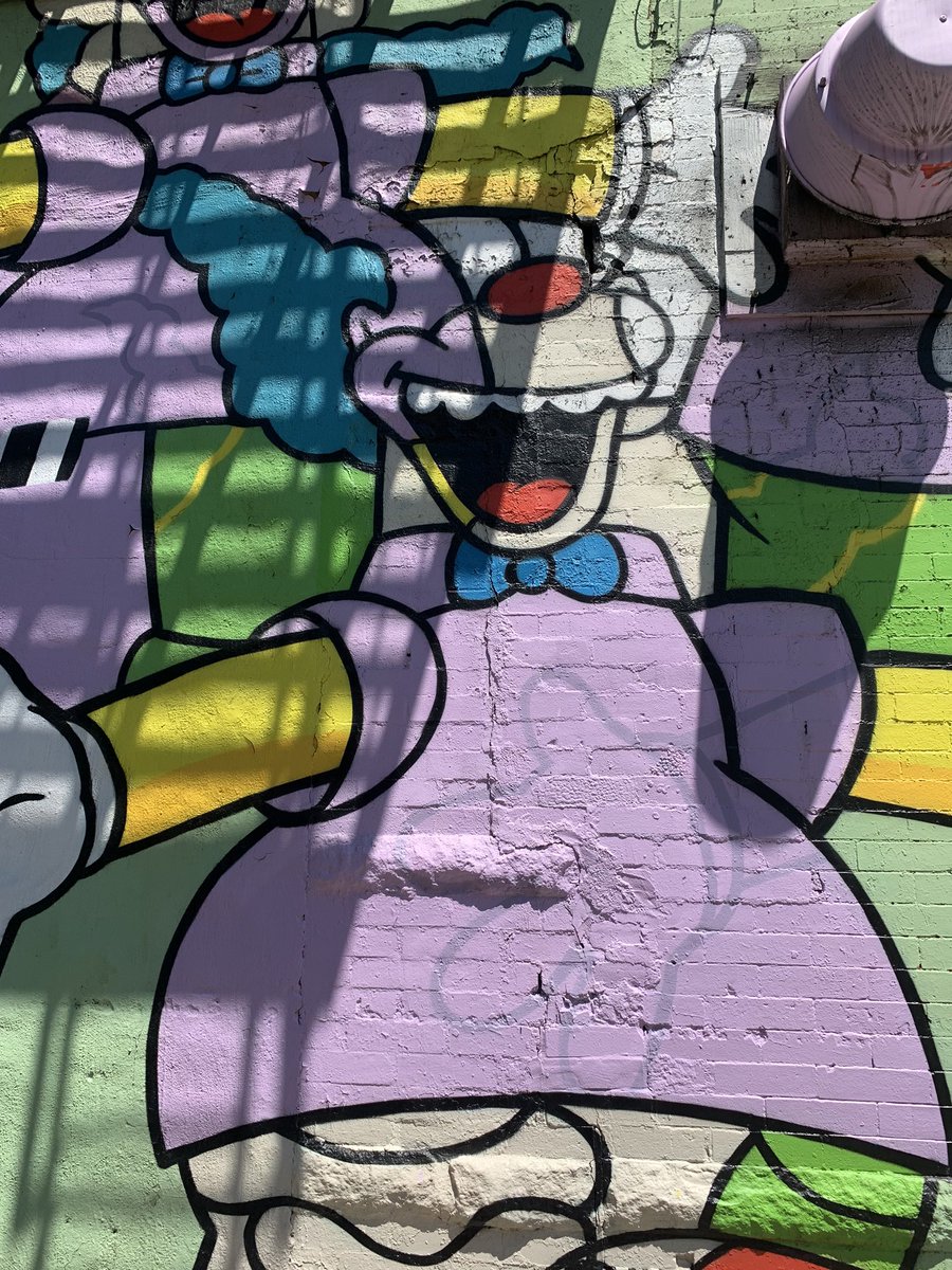 sofiealltimelow's tweet image. oxtail pizza hit different