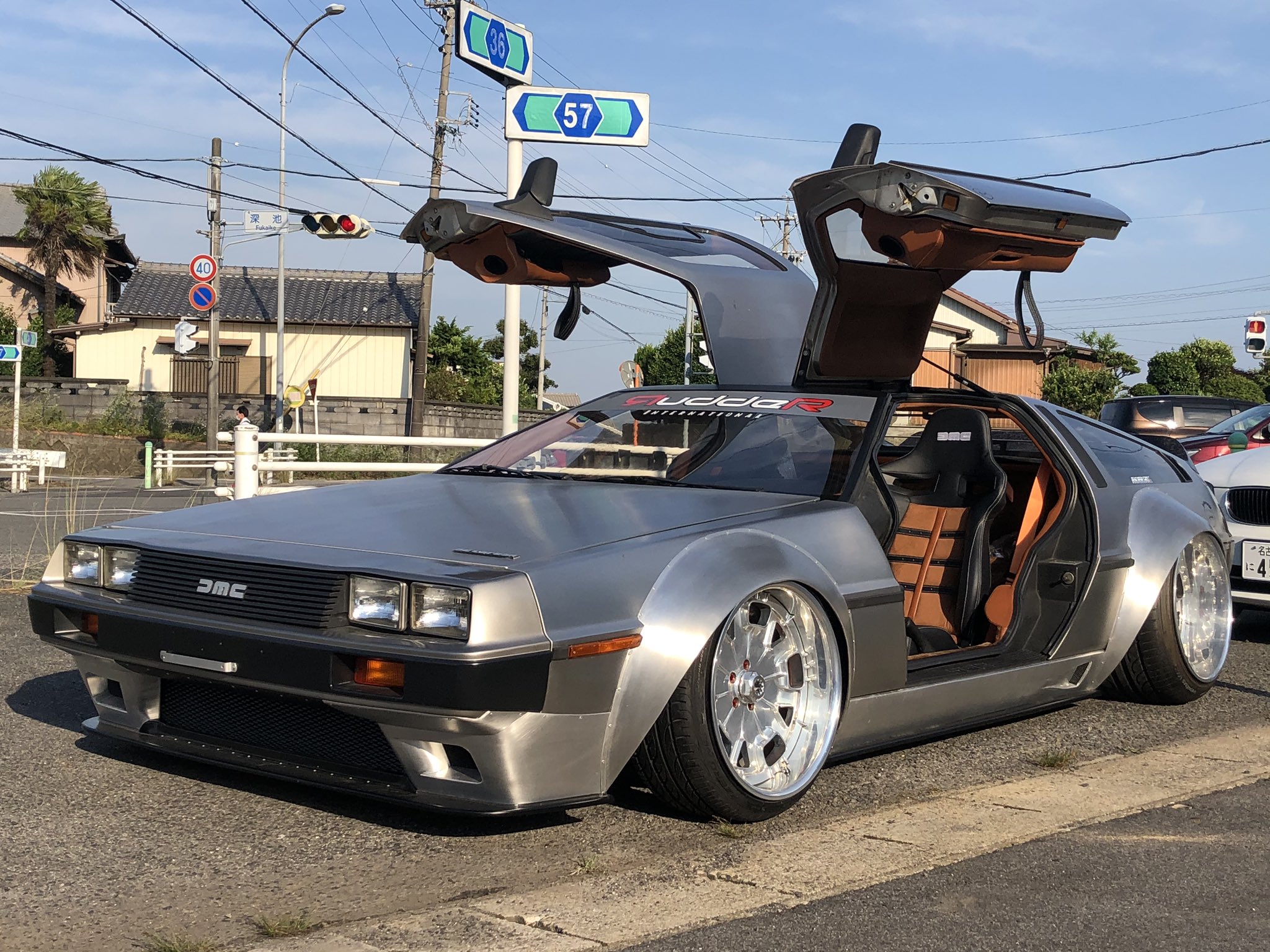 Tomoharu Car G 年にいる飛べはしないが 上がったり下がったり出来るデロリアン 金曜ロードショー デロリアン バック トゥ ザ フューチャー バック トゥ ザ フューチャー2 Bttf こういう映画だったのか 僕のデロリアン T Co