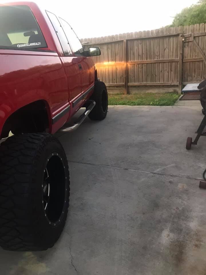 avery_hoss's tweet photo. my truck was stole while at work, LA PALMERA MALL, if y’all have any details or spot it please contact me or the police. license plate: HNJ7456 https://t.co/JfTQYgt37X