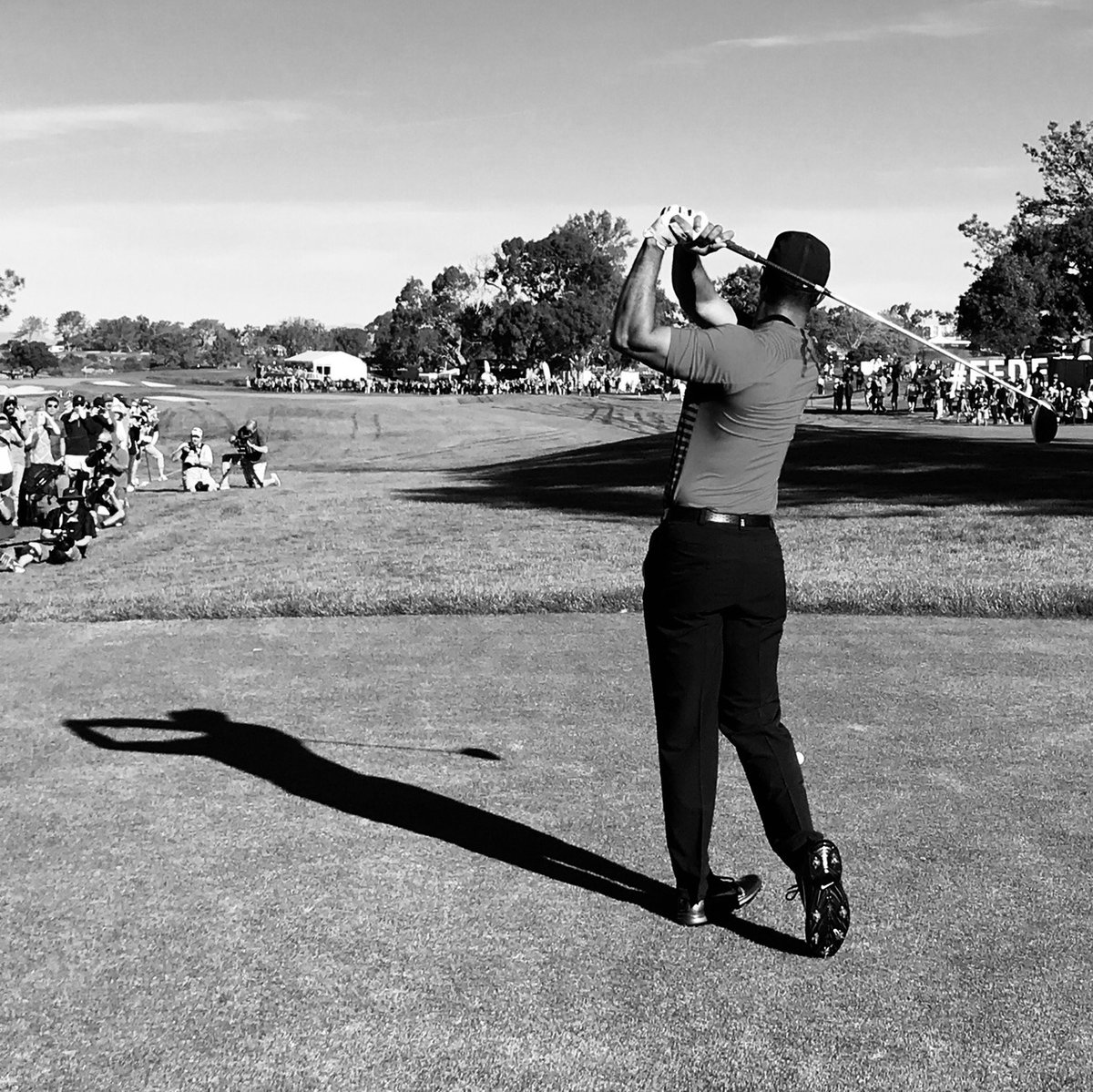 PatrickJamesInc's tweet photo. Ideal weekend plans, a great swing on hole 8. 
.
.
.
.
.
.
#patrickjames #shoppatrickjames #styledbypatrickjames #menswear #mensstyle #mensfashion #gentleman #summer #golf #tigerwoods https://t.co/KklPs3y5m2