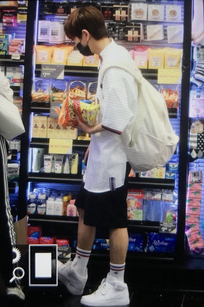 seungmin being your local loud ass hot cheeto girl in high school