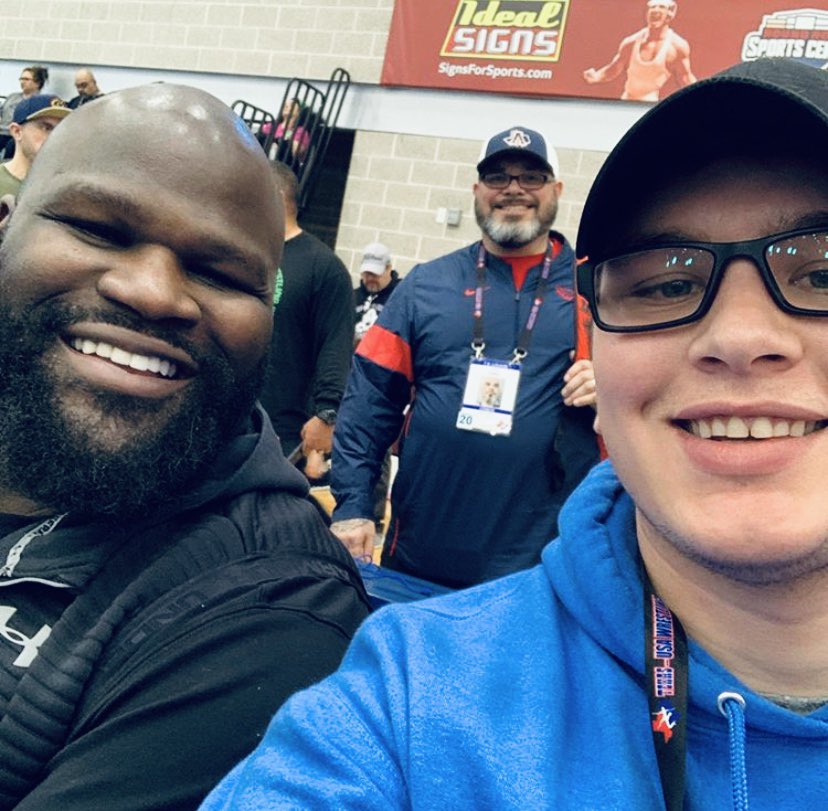 scaredstephen's tweet image. Throwback to meeting Mark Henry! Awesome day