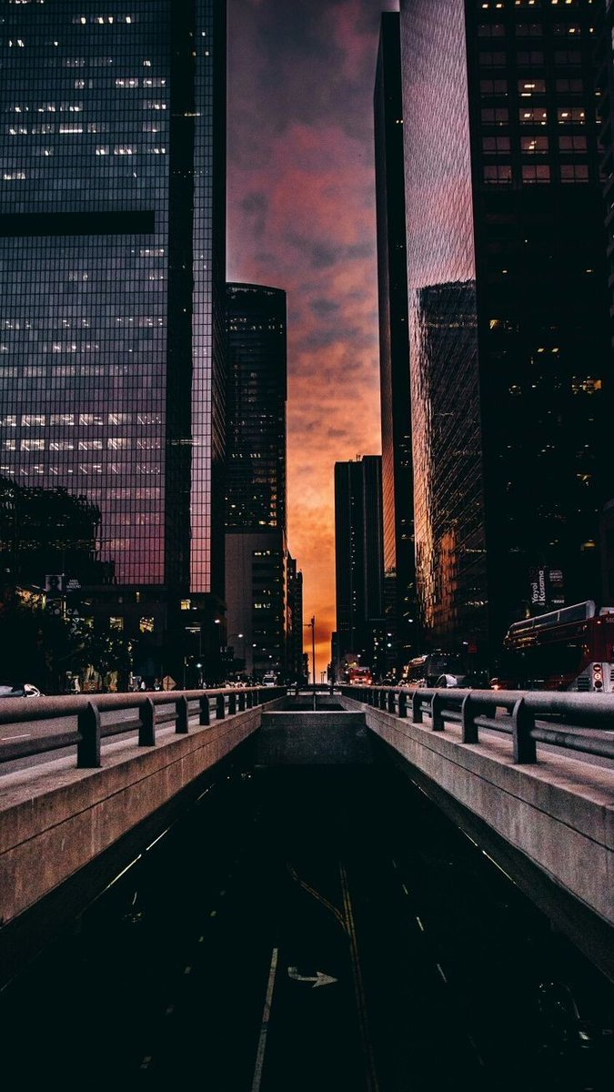 perfectwellp's tweet photo. • city exploring 🏙🏚 https://t.co/rJKHD1DaRb