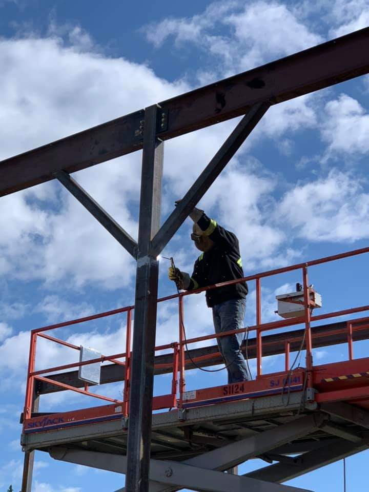 June 19th

Day 4 of the Granstand build, pretty happy with the progress so far, Most of the brace’s and beams in up top now.