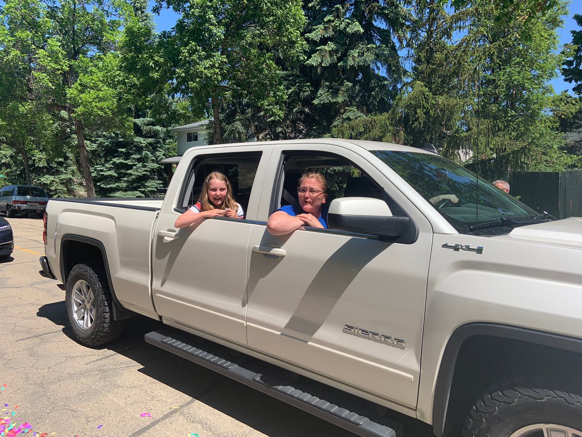 WildRoseEle's tweet photo. Farewell Wild Rose families! Thanks for stopping by. It was GREAT to see you 💕 have a great summer!! https://t.co/rYx7qKZJhw