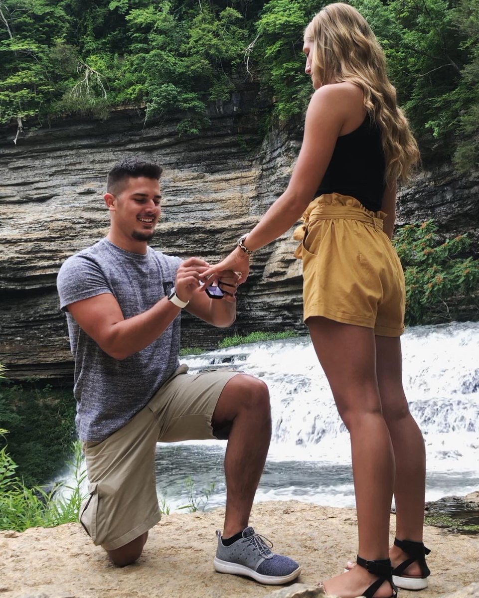 ClayDalton_46's tweet photo. Madyson Ann Dalton has a nice RING to it!! ♥️💍 @madyannn https://t.co/CJsGMLImxF