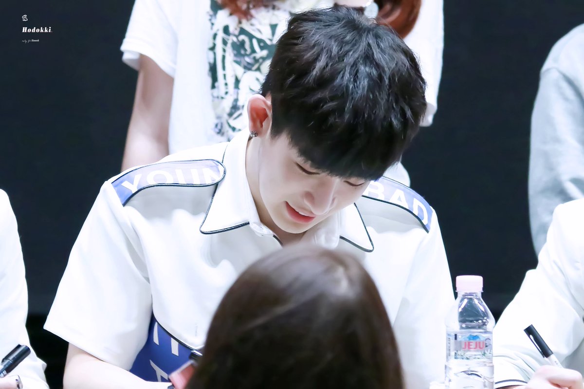 hodokki_0301's tweet photo. 150620
#원호 #WONHO
@official__wonho https://t.co/W7s4AFkJ1Z