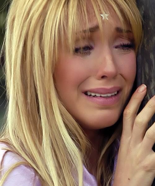 _rebelde_mx1's tweet photo. yo después de descubrir que mi futuro depende de mi🥺 https://t.co/BJaRVnDwnk