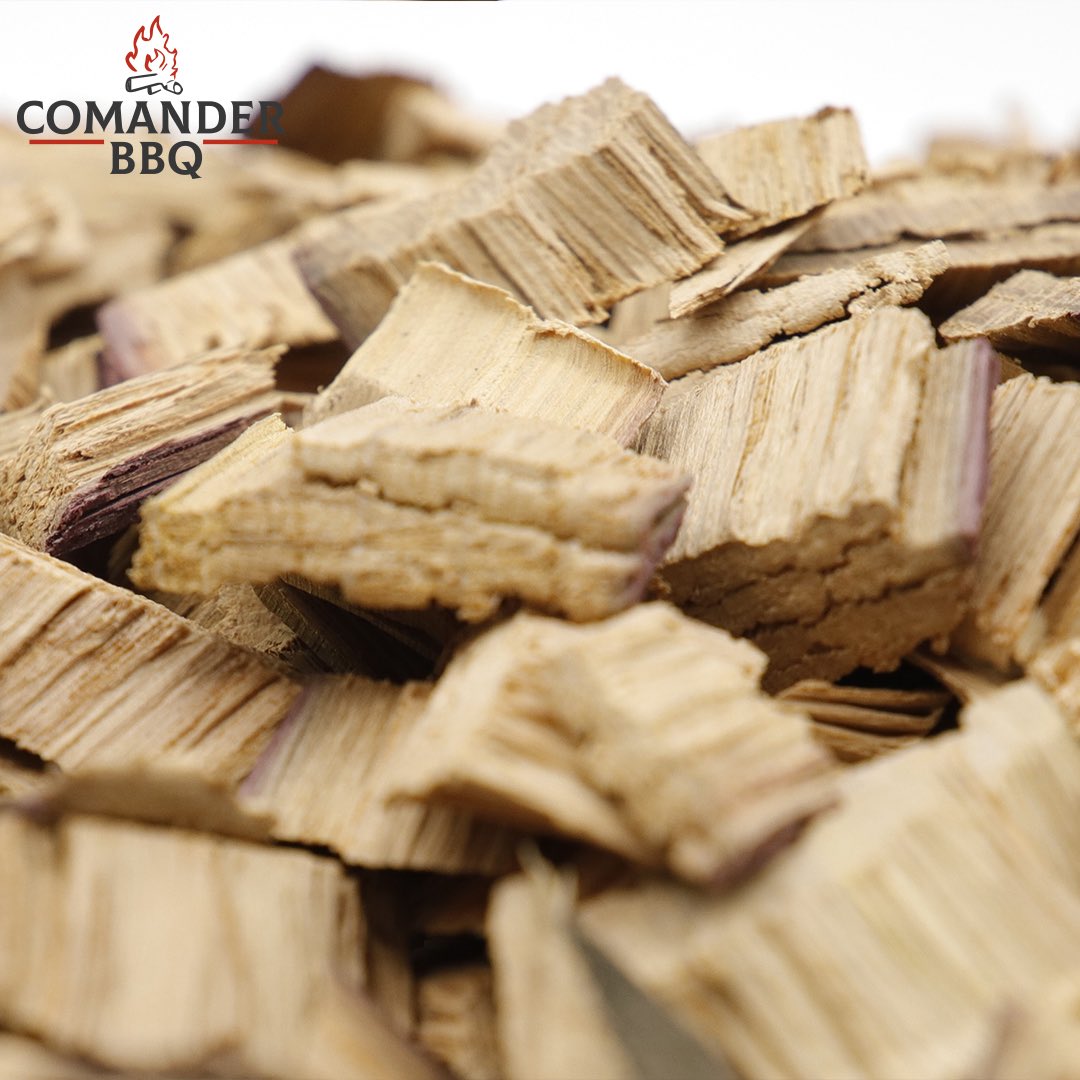 comanderbbq's tweet photo. Nuestras Chips con aroma y sabor del roble, provenientes de barricas de vinerias europeas, nos ofrecen sabores extraordinarios a varios tipos de licor. Un toque especial a nuestras carnes y vegetales. #bbq #aromaysabor #bbqpitbox #carbonyleña #chips #budamazonia #elartedeahumar https://t.co/0aG0AHpMwY