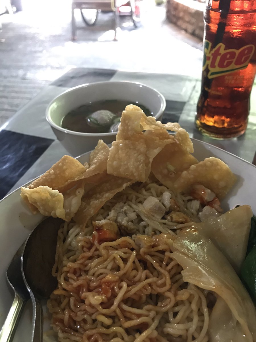 Kangen banget makan mie gamat ini buset🤤