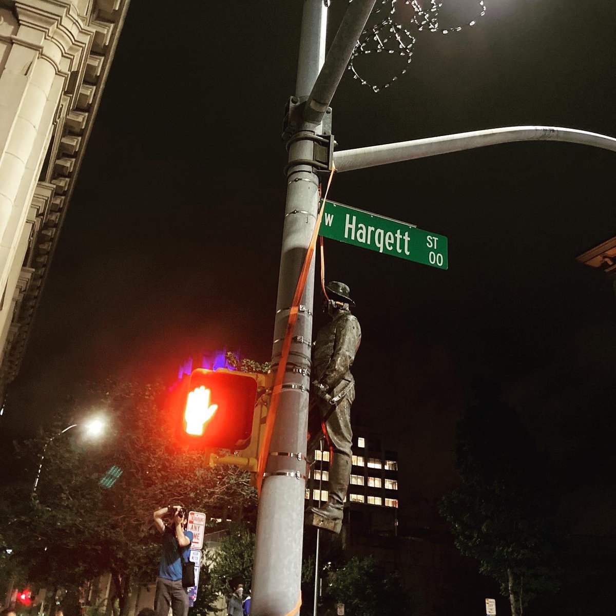 ✨ Zainab Baloch (human/earth) tweet media