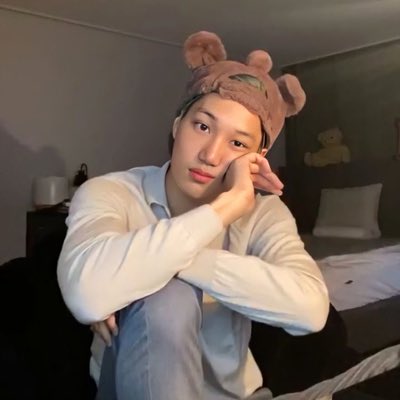 certifiedjongin's tweet photo. hi im back! #NewProfilePic https://t.co/zeaCliTlI4