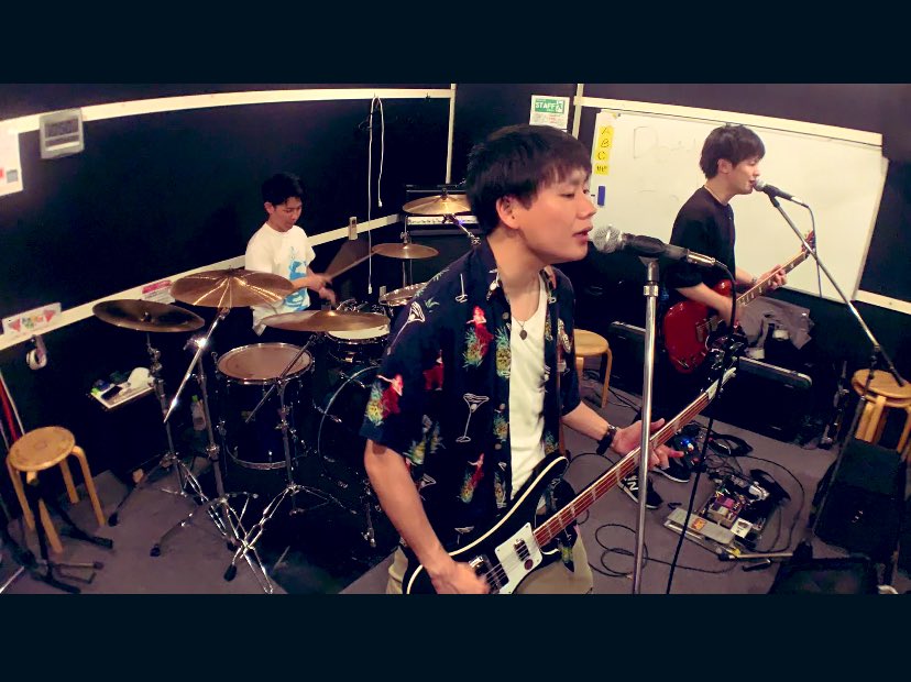 DottyOfficial's tweet photo. 間も無くLive配信開始します！
#うちもフェスろう
#DottyHalf https://t.co/SD2Hmw4V2a