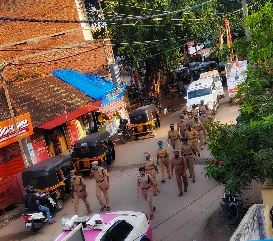 ACPshangumughom's tweet photo. We held a #routemarch for #womensafety in the sub division limit with #Poonthura #policestation as a pilot thing.
Stand up against #Harassments
Use #polapp
#acpshangumughom #keralapolice #thiruvananthapuramcitypolice https://t.co/2d4JhXjf0m