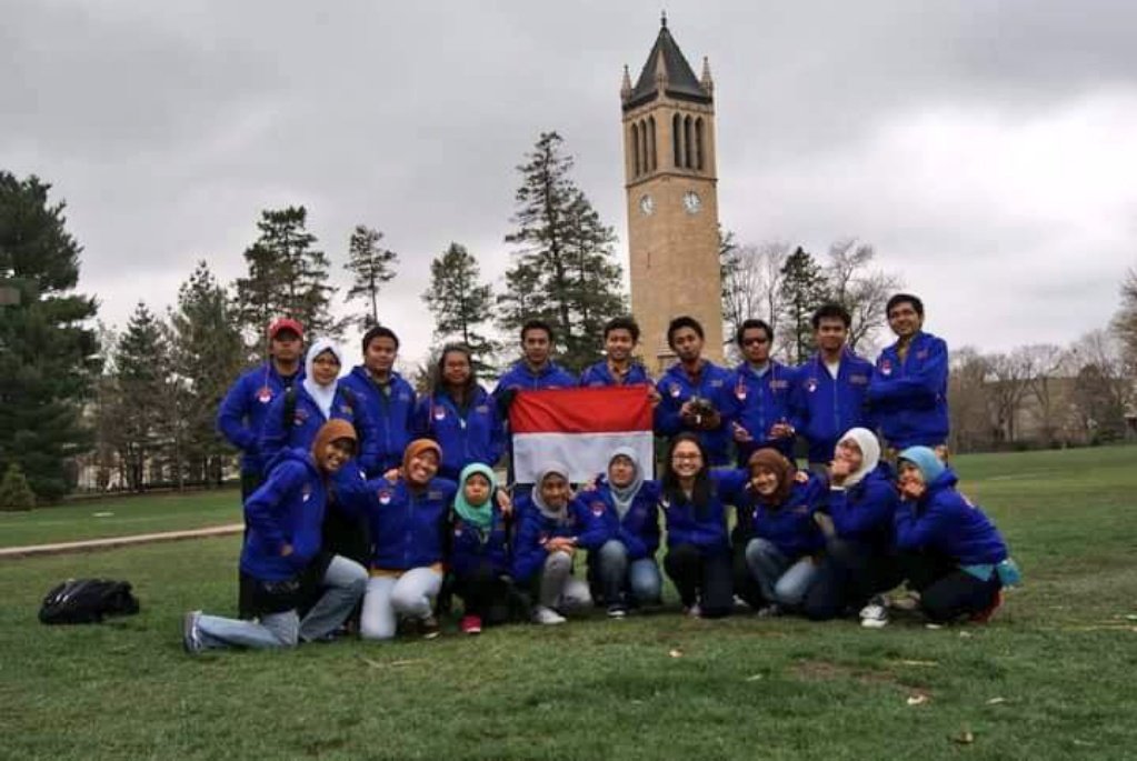 dhama60865185's tweet image. time passed and the memories can&apos;t be replaced ... 
#goodoldday #ISU #Springbreak2011