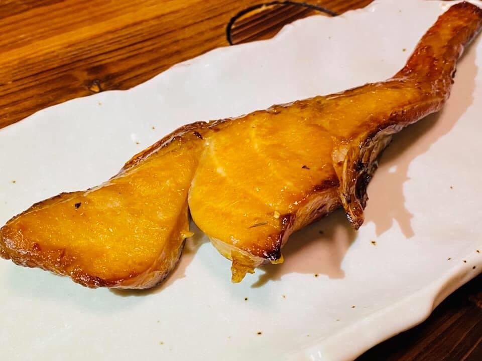 小林竜也 干物と日本酒の店yoshi魚tei料理長 干物メニューが追加となります メロウみりん干し 750 定食セット 950 トロ アコウ鯛みりん干し 800 定食セット 1080 熱海 熱海旅行 日本酒 Japanesesake 干物屋ふじま ハイパー干物 小林竜也 干物と日本酒の店yoshi魚tei料理長 干物メニューが追加となります メロウみりん干し 750 定食セット 950 トロ アコウ鯛みりん干し 800 定食セット 1080 熱海 熱海旅行 日本酒 Japanesesake 干物屋ふじま ハイパー干物