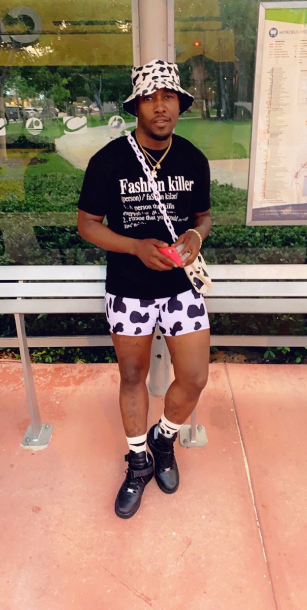 TheeReal_Kenzo's tweet photo. && I’m still milking the game 🍼🥛 ... Fashion killer shirts for sell .
.
.
.
#XquisiteDesigns #MadeByMe #Kenzo #MensFashion #PhillyDesigner MaleDesigner
#Philly #Fashion #NYFW #PFW #SelfTaugh #ClothingDesigner https://t.co/PLdwRFYqfR