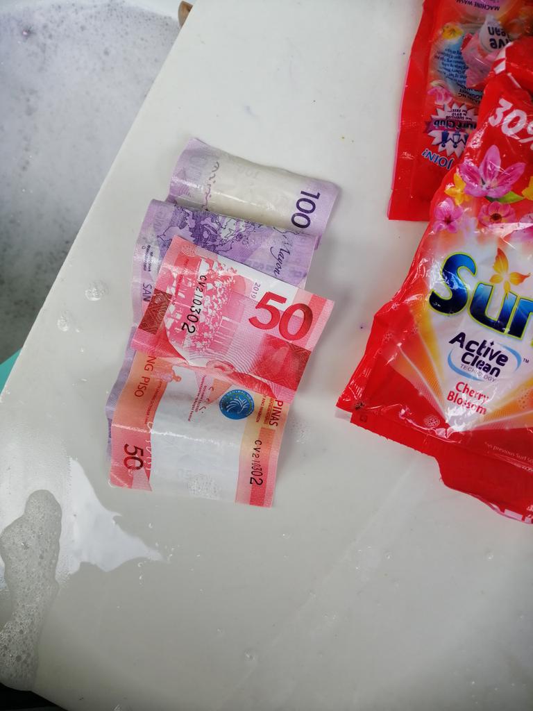 Ayaforbes's tweet photo. Sabihin mo SALAMAT WASHING MACHINE! may pang bayad na tayo sa SHOPEE😂😂😂 https://t.co/5g45Et7wA0
