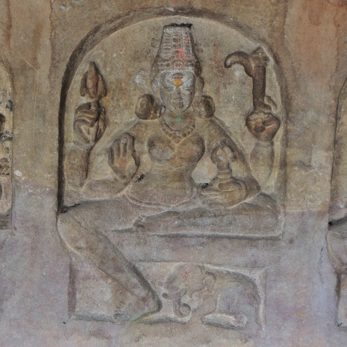 ऐ is for ऐन्द्री. Khandgiri caves near Bhubaneshwar has 11th century CE carvings of Tirthankars and their Shasana Devis. Pic 8 shows the counterpart of Aindri, holding vajra and elephant vahana.  #AksharArt  #ArtByTheLetter (10/11)