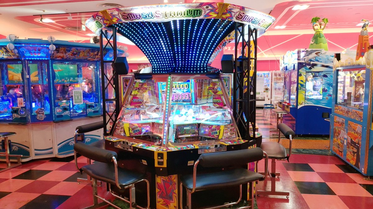 メダルゲーム新台稼働のお知らせ】 スマッシュスタジアム好評稼働中です！ 新感覚バンパー抽選を是非ご体験下さい！ #伊丹 #イオンモール伊丹  #テクモピア #テクモピア伊丹店 #メダルゲーム #スマスタ #スマッシュスタジアム