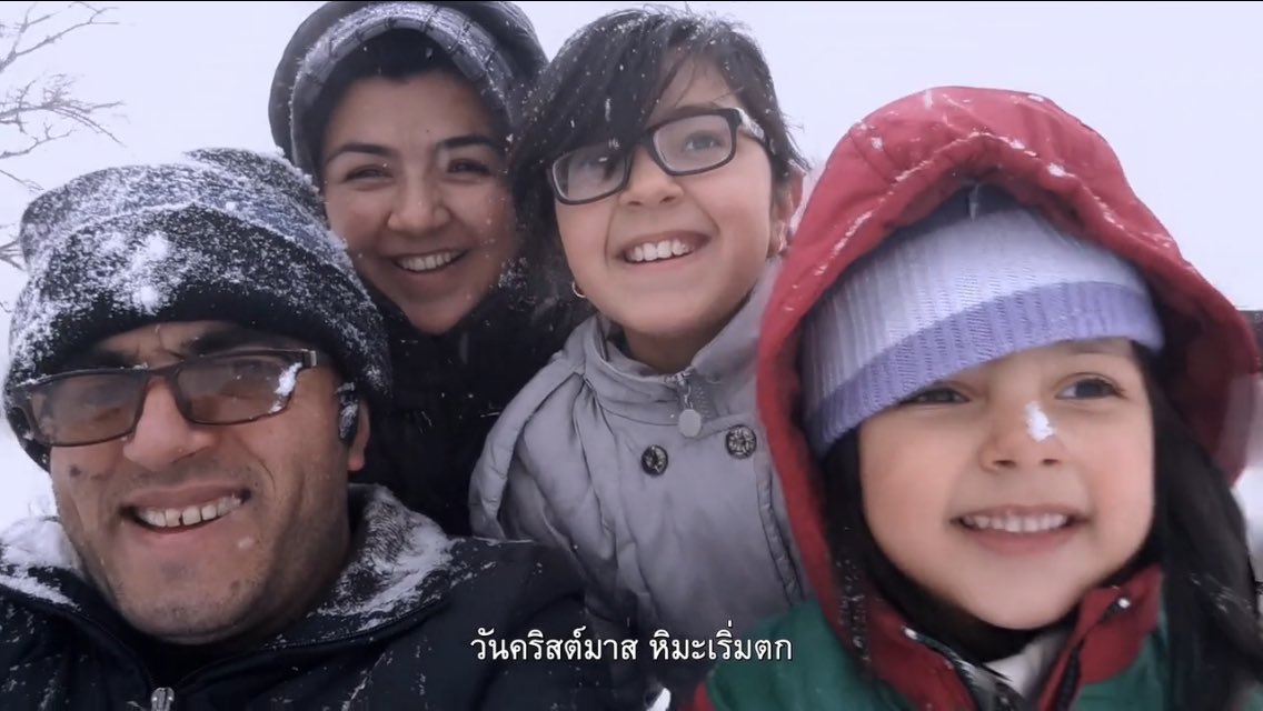 Memovies88's tweet photo. #MidnightTraveler สามีภรรยา ผู้กำกับหนังเกี่ยวกับกลุ่มตอลีบันเลยโดนไล่ล่า จึงต้องลี้ภัยและใช้กล้องมือถือบันทึกการเดินทางครั้งนี้ ความร่าเริงของลูกสาวช่วยทำให้หนังไม่หม่นหมองเกินไปนัก เนื่องในวันผู้ลี้ภัยโลก #DocClubth ฉายให้ดูฟรีถึงวันพรุ่งนี้ https://t.co/7GrOiUIHLK
#movietwit https://t.co/O9NnWIt7st