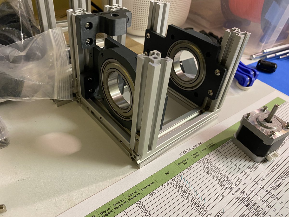 w4www_raker's tweet photo. Coming together. Slowly, but like all good things...

#satnogs #satellite #antenna #rotator #librespace https://t.co/M9rvzzVE02